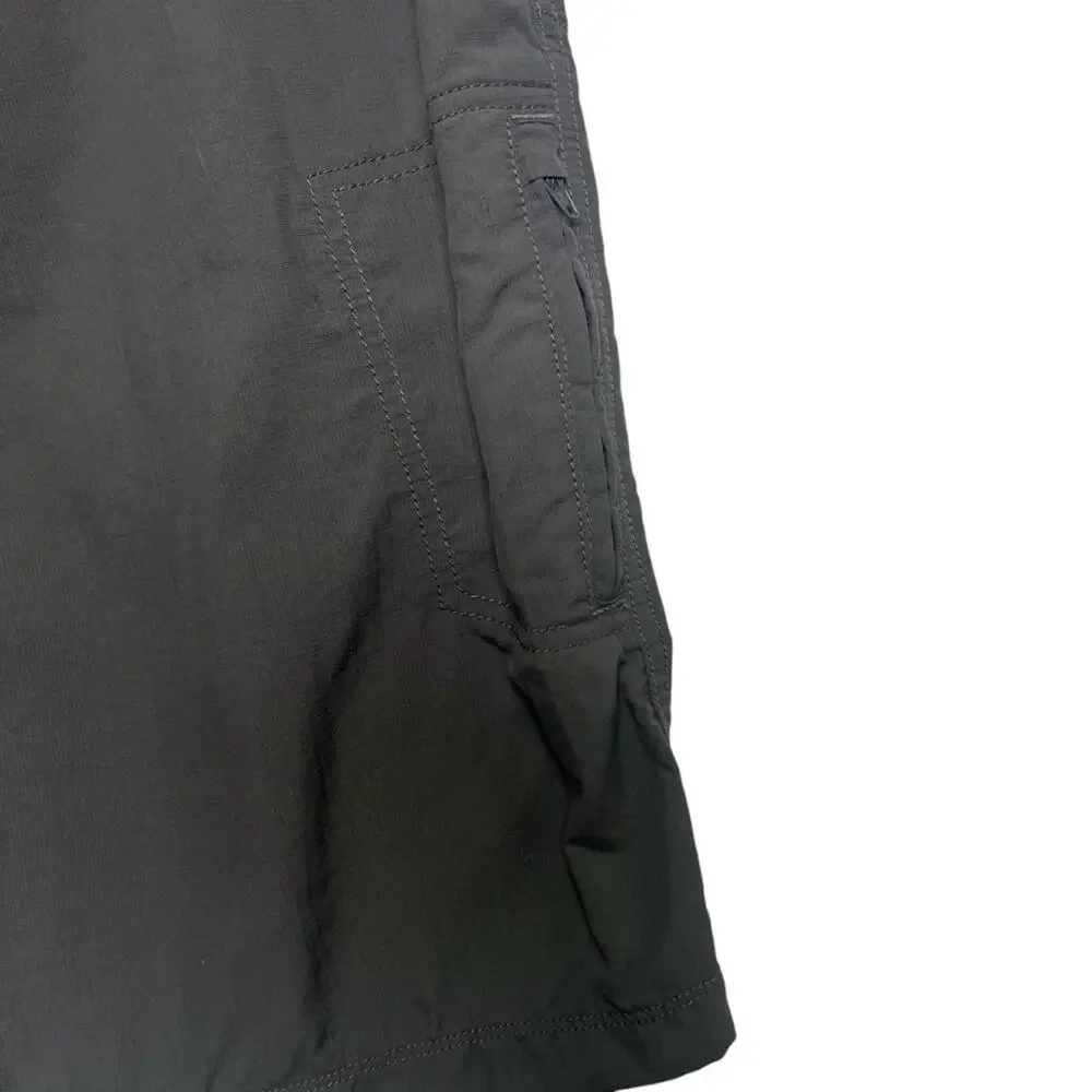The North Face Outdoor Shorts Size 38 Black Gray 4 Pocket Hiking Camping Trails